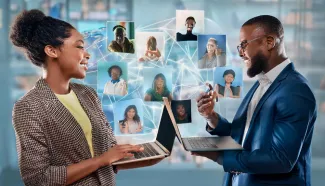 A lady and man communication on the internet